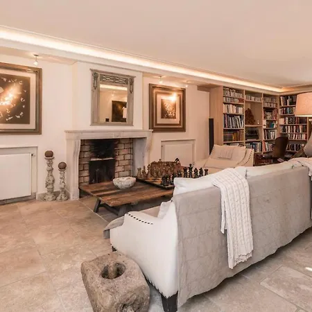 Apartment In St Tropez *