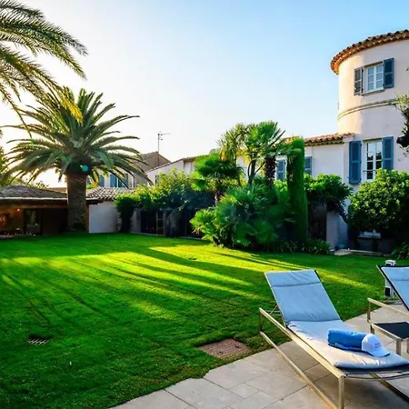 In St Tropez 公寓